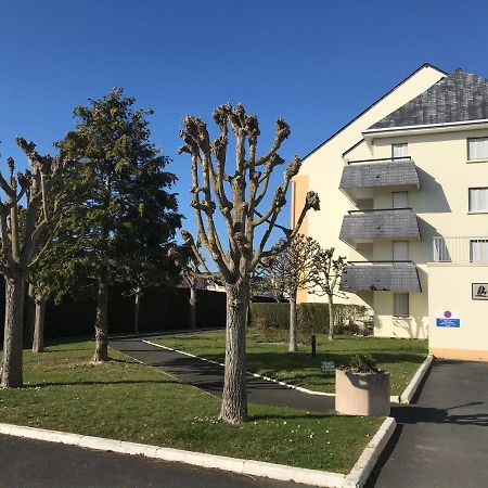 Cabourg - Bel Appartement Lumineux Avec Balcon Dans Residence Privee Zewnętrze zdjęcie