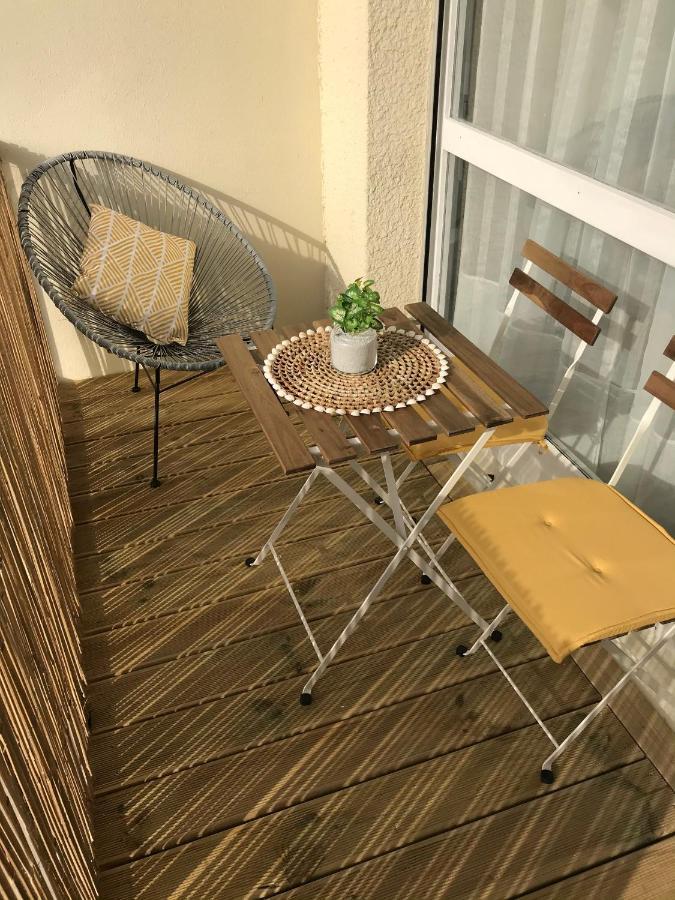 Cabourg - Bel Appartement Lumineux Avec Balcon Dans Residence Privee Zewnętrze zdjęcie