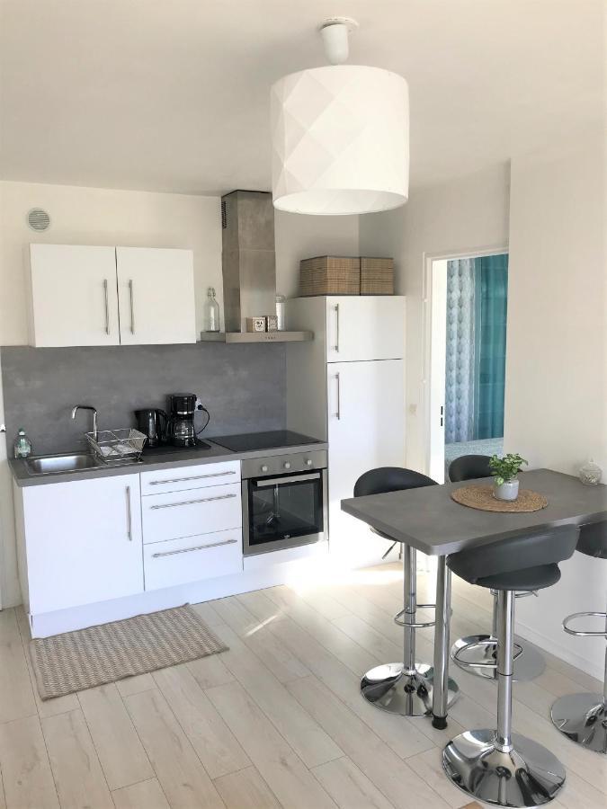 Cabourg - Bel Appartement Lumineux Avec Balcon Dans Residence Privee Zewnętrze zdjęcie